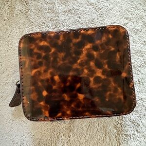 *SOLD* Urban outfitters jewelry case